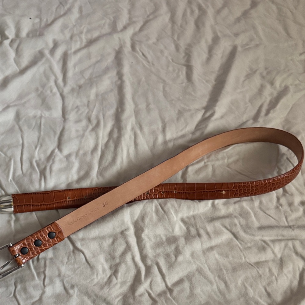 Stylish Brown Leather Belt